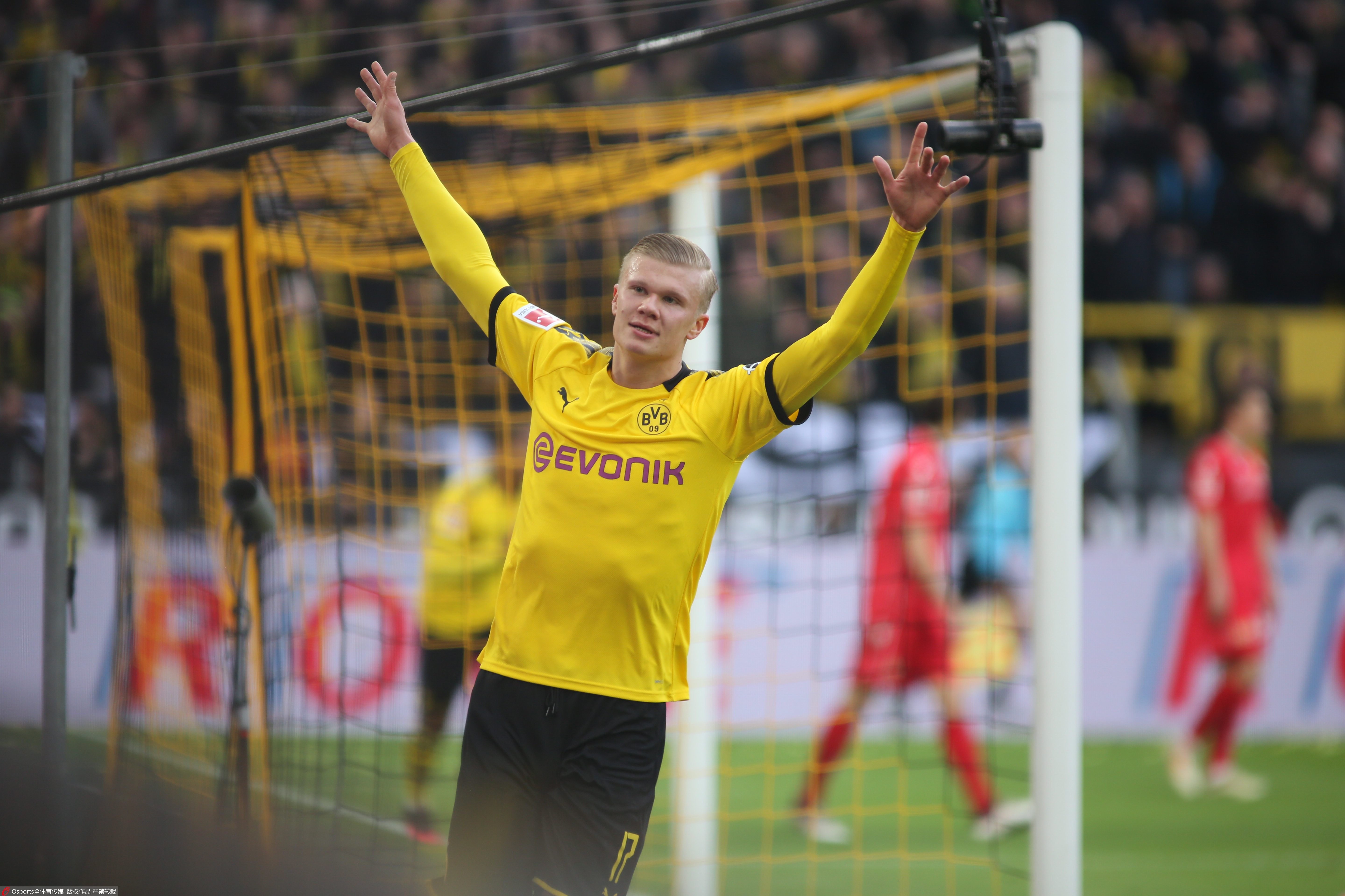 HLTV 2024最佳玩家TOP1： Donk